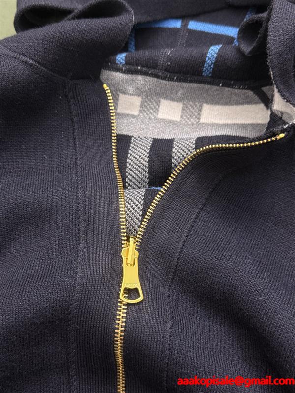 Burberry 紺色ロゴアクセント 秋冬定番ファッション バーバリー スーパーコピー パーカーニット 日常使い万能