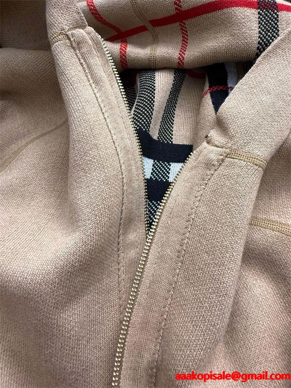 カーキロゴアクセント 秋冬大人気注目 バーバリー 偽物 パーカーニット クオリティ Burberry 2025AW注目