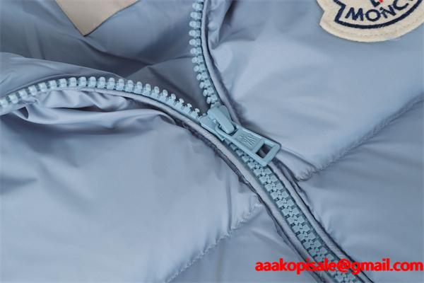 Moncler 冬の装いクラシックブラック 定番人気 大人風アウター モンクレール コピー ダウンジャケット 