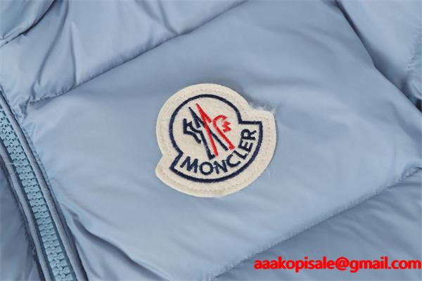 Moncler 冬の装いクラシックブラック 定番人気 大人風アウター モンクレール コピー ダウンジャケット 