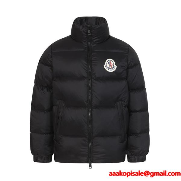 Moncler 冬の装いクラシックブラック 定番人気 大人風アウター モンクレール コピー ダウンジャケット 