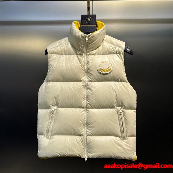 Moncler 冬の息抜き ホワイト 光沢感豊富 インナーカラーアクセント モンクレール コピー ダウンベスト