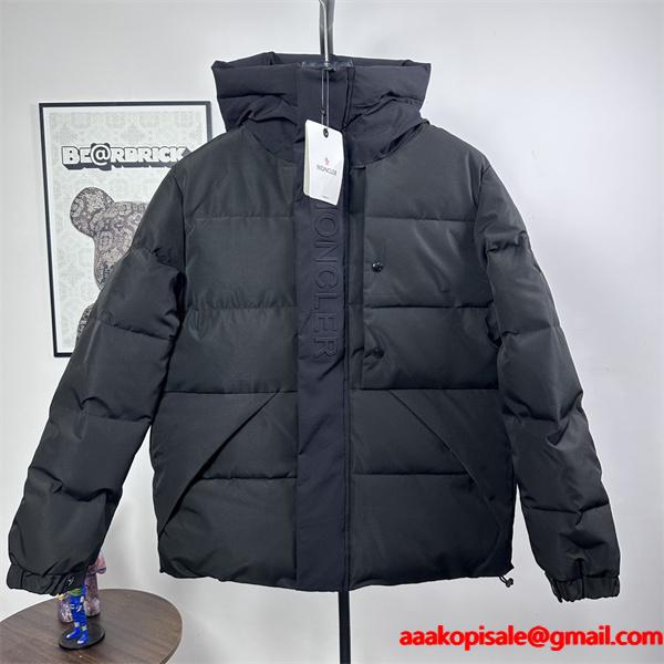 Moncler 寒中対応 ブラック 立体ロゴ ハードルーフ付き モンクレール スーパーコピー ダウンジャケット