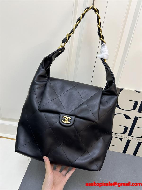Chanel 冬の貴婦人 ブラック ダイヤ柄縫製 チェーンアクセント シャネル コピー ショルダーバッグ 高級感