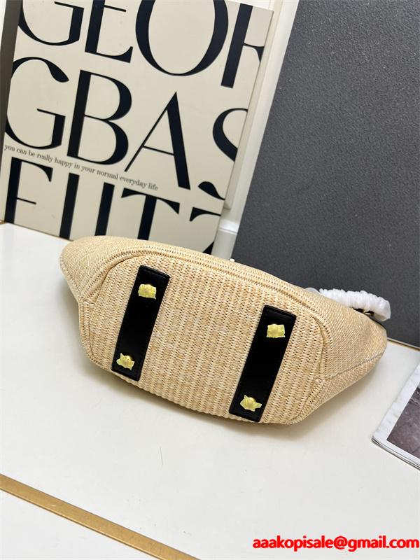 ナチュラル ストローデザイン チェーンアクセント シャネル コピー トートバッグ Chanel 冬の温もり