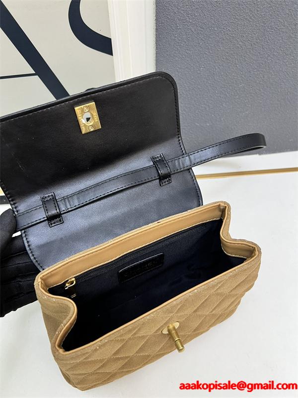 高品質レザー素材と丁寧なダイヤ柄縫製で丁重に仕上げられています。シャネル コピー バッグ Chanel 冬の匠