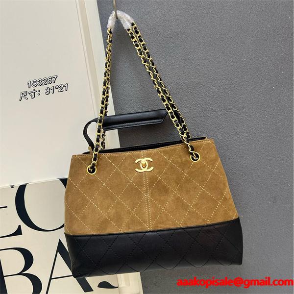 2025秋冬 ベージュ & ブラック コントラストデザイン チェーンアクセント シャネル 偽物 トートバッグ