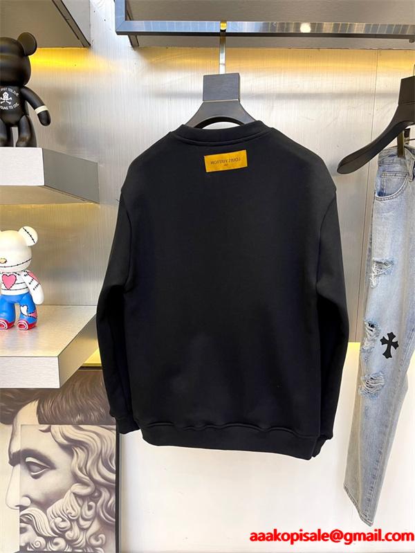 Louis Vuitton ルイヴィトン スーパーコピー ホワイト ロゴ パーカー 季節限定 シンプル人気 高級感漂う 