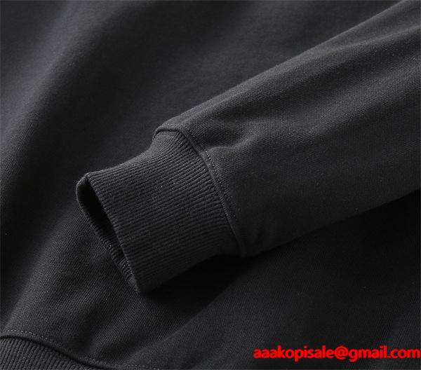 Louis Vuitton ルイヴィトン コピー ブラック ロゴパーカー 通販限定 2025秋冬人気 防寒トレンド 高級感