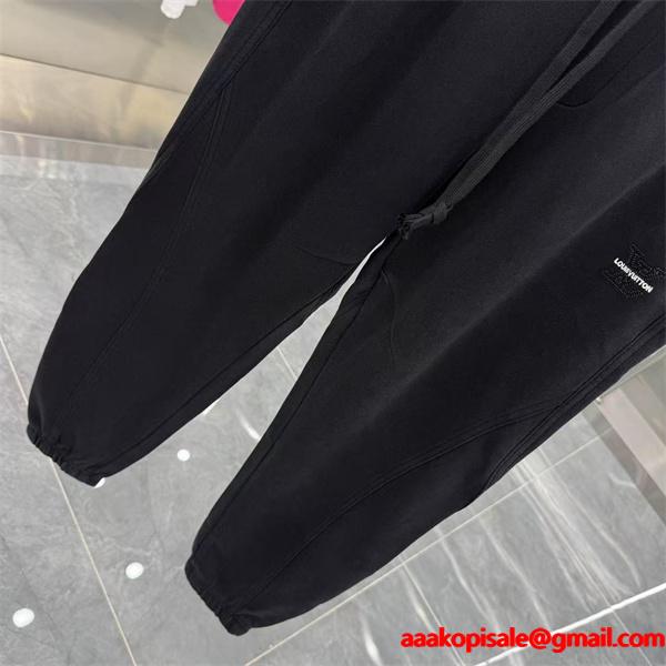 2025秋冬限定 モノグラム切替デザイン Louis Vuitton ルイヴィトン 偽物 ジョガーパンツ ブラック