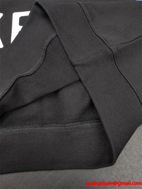 Kenzo ケンゾー 激安 フラワーロゴ スウェット トレーナー ブラック 2025年秋冬 新作