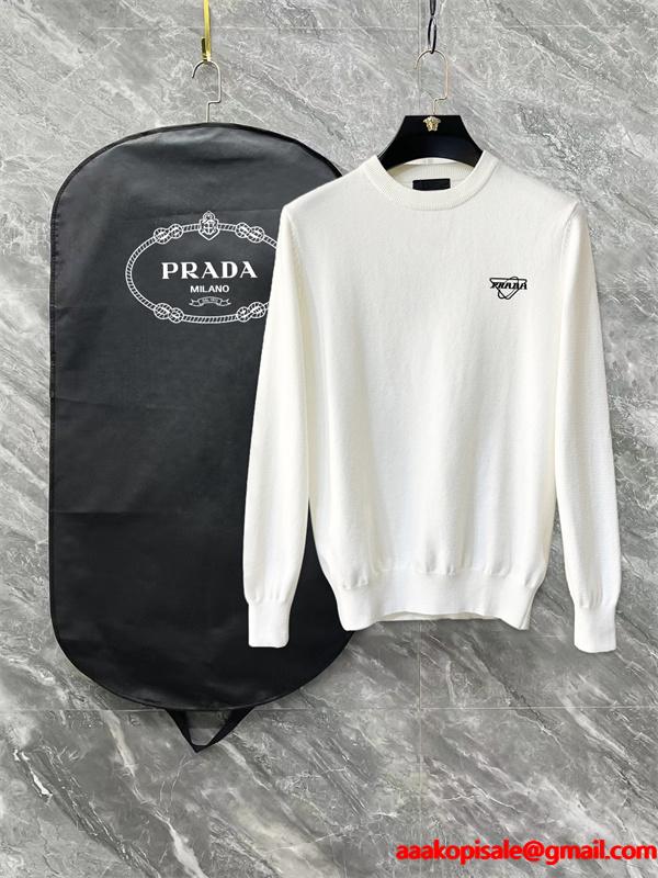 新作 ホワイト ブラック クラシックロゴデザイン 話題 人気 Prada プラダ コピー ニットセーター