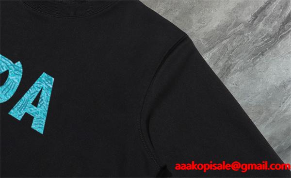 冬新作 ブラック ブルーロゴデザイン エレガント スタイリッシュ コピー スウェット Prada プラダ 