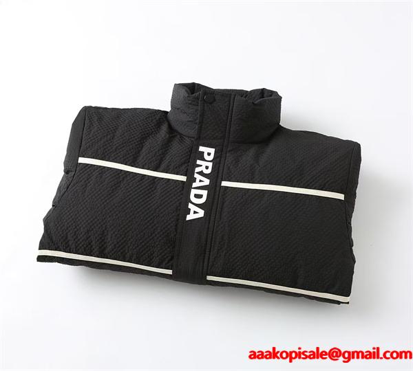 最新作 ブラック Prada プラダ ラインデザイン 防風 機能性 偽物 ダウンジャケット 保温性 高級