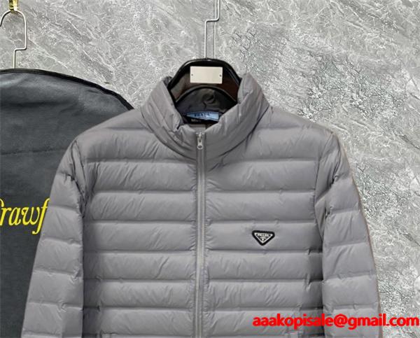 2025秋冬人気 ブラック シンプルスタイル 軽量 快適 Prada プラダ コピー ダウンジャケット 今季注目