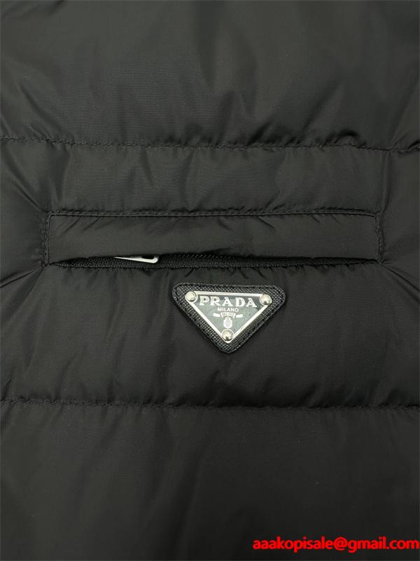 最新作 ネイビー クラシックシルエット 耐寒 優良 Prada プラダ スーパーコピー ダウンジャケット