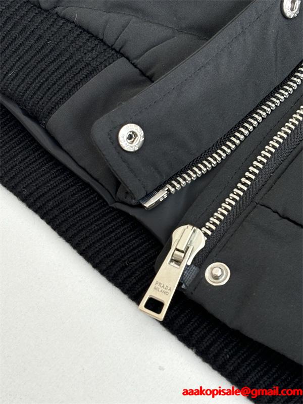 上質感漂う ダークグレー モダンキルト PRADA プラダ コピー 防寒ダウンジャケット