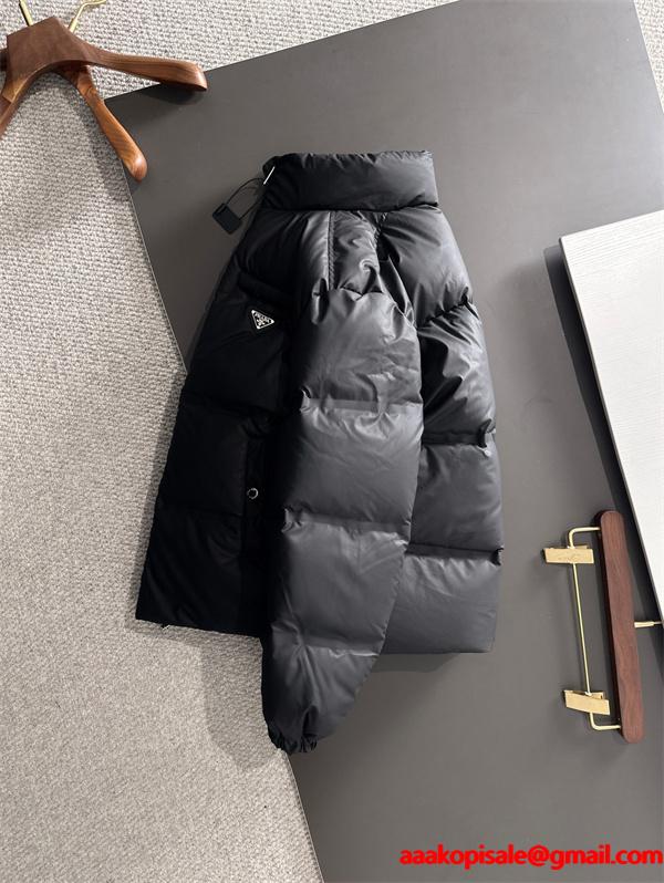 季節感香る オフホワイト ふんわりエレガント PRADA プラダ コピー ダウンジャケット