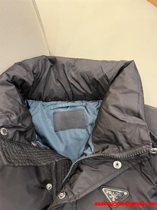 ダウンジャケット ブラック ブルー ハードルーク 高品質 2025秋冬アウター PRADA プラダ コピー 