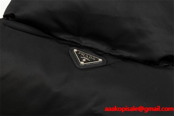 ブラック ダウンベスト ハイネック 高品質秋 PRADA プラダ 偽物 冬定番アイテム