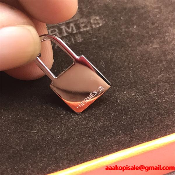 ロック & トグル シルバー エルメス スーパーコピー ネックレス 高品質 HERMES　