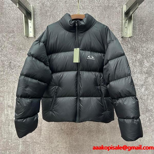 BALENCIAGA ブラックパフ型 クラシック無難 バレンシアガ コピー ダウンジャケット 秋冬高品質アウター