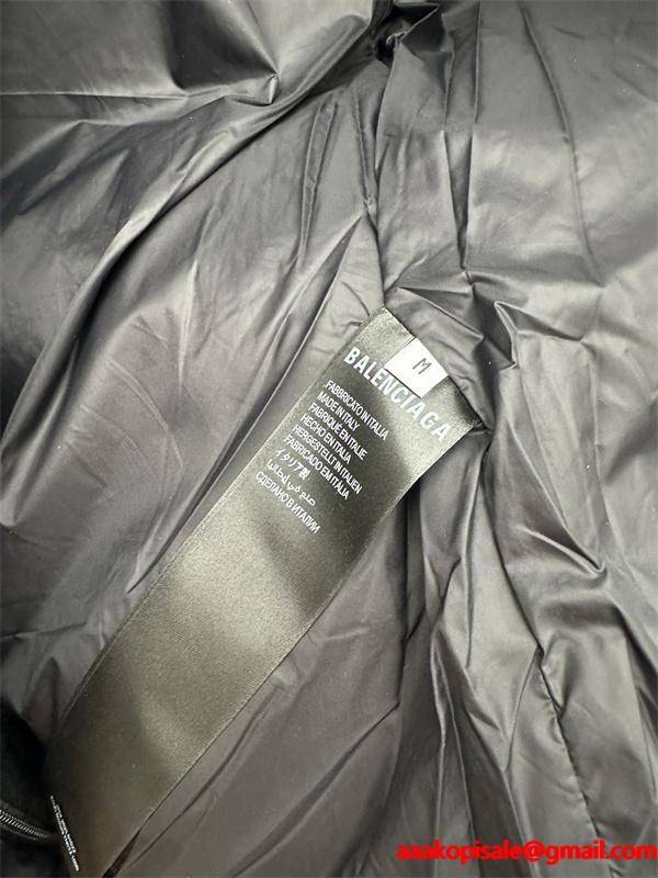 BALENCIAGA ブラックパフ型 クラシック無難 バレンシアガ コピー ダウンジャケット 秋冬高品質アウター