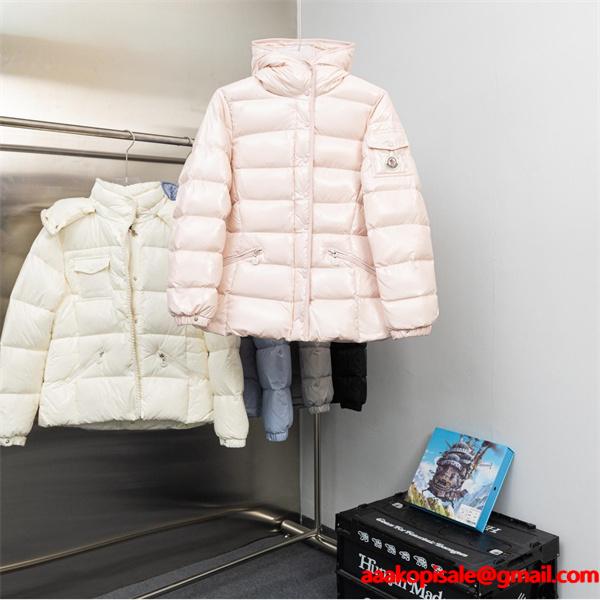 ブラック光沢感 シックデザイン MONCLER モンクレール コピー ダウンジャケット 秋冬コーデ 　