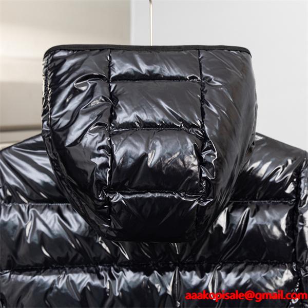 ブラック光沢感 シックデザイン MONCLER モンクレール コピー ダウンジャケット 秋冬コーデ 　