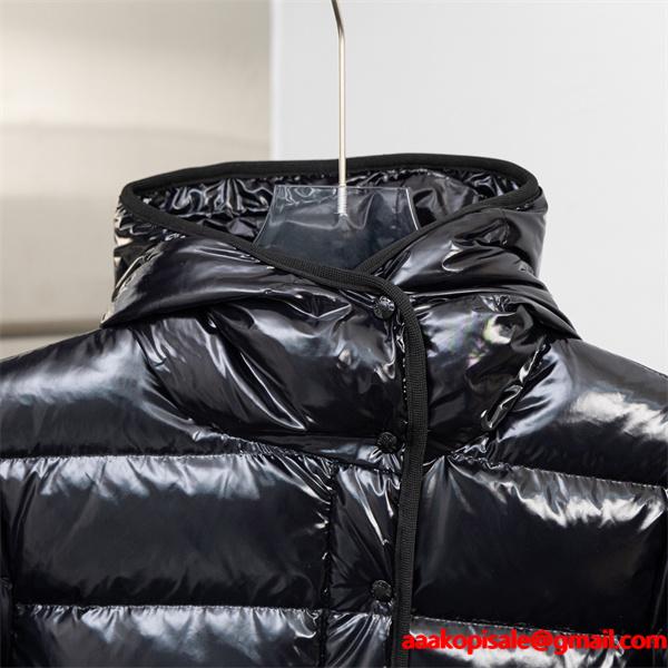 ブラック光沢感 シックデザイン MONCLER モンクレール コピー ダウンジャケット 秋冬コーデ 　