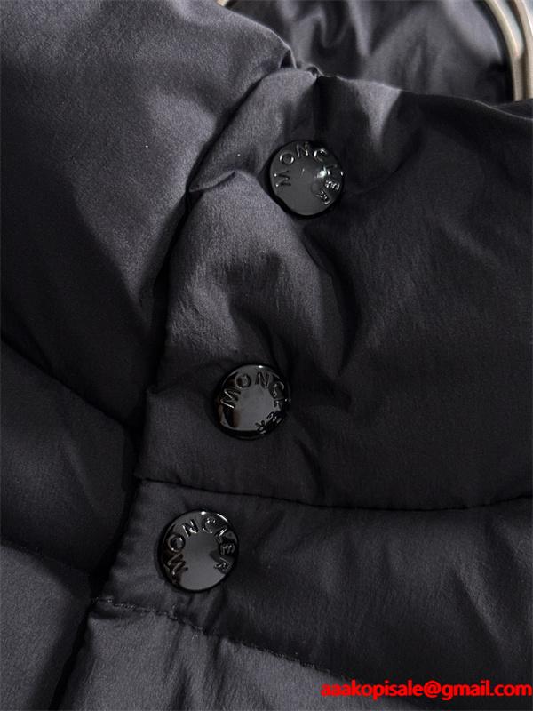 ブラックシンプル ダウンベスト モンクレール スーパーコピー アウター 秋冬 温かさ重視 MONCLER