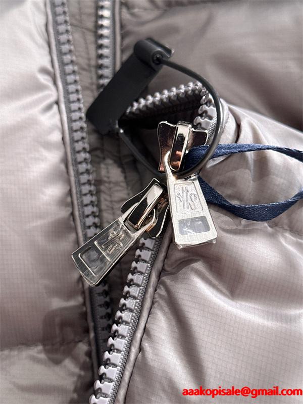 MONCLER グレーフード付 シックデザイン モンクレール コピー ダウンジャケット 防寒仕様