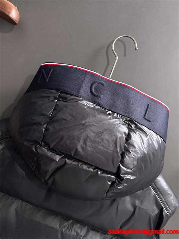 ブラック光沢感 フード付 モンクレール スーパーコピー ダウンベスト 秋冬コーデ MONCLER