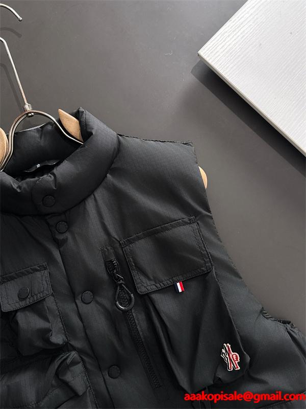 カーキマルチポケット ユーティリティ風 モンクレール コピー MONCLER ダウンベスト 秋冬高品質アクセサリー