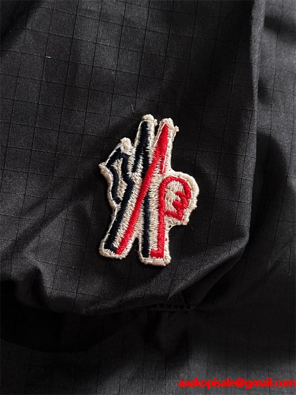 カーキマルチポケット ユーティリティ風 モンクレール コピー MONCLER ダウンベスト 秋冬高品質アクセサリー