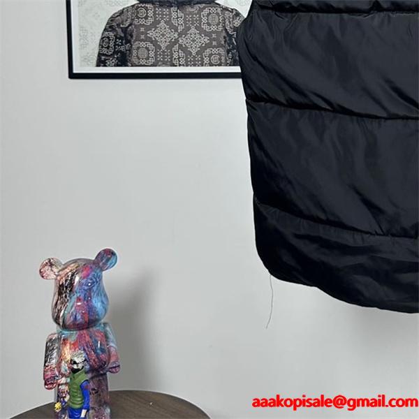 MONCLER ネイビーフード付 ダイナミックスタイル モンクレール コピー ダウンベスト 秋冬必須 高品質