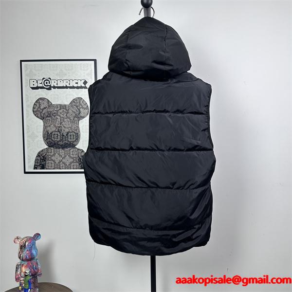 MONCLER ネイビーフード付 ダイナミックスタイル モンクレール コピー ダウンベスト 秋冬必須 高品質