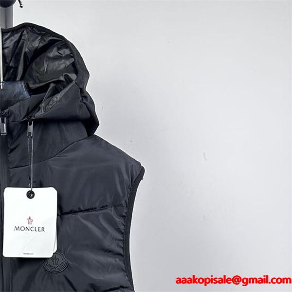 MONCLER ネイビーフード付 ダイナミックスタイル モンクレール コピー ダウンベスト 秋冬必須 高品質