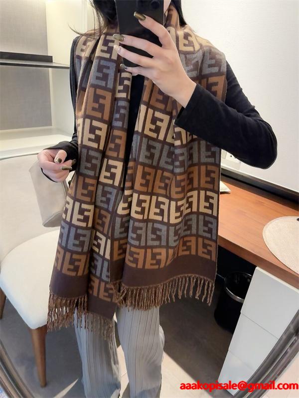 FENDI フェンディ 2025秋冬新作 FFカリグラフィー リバーシブル ウールカシミヤマフラー 65×195cm