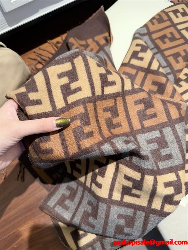 FENDI フェンディ 2025秋冬新作 FFカリグラフィー リバーシブル ウールカシミヤマフラー 65×195cm