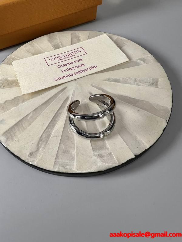 ダブルリングデザイン シルバー / ゴールド スタイリッシュ ルイヴィトン LOUIS VUITTON ユニセックス コピー 指輪