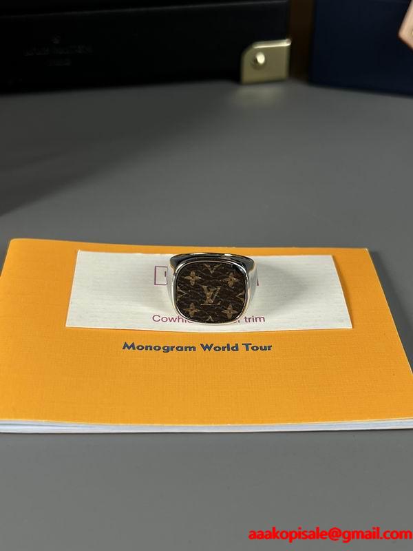 LOUIS VUITTON レディース指輪 モノグラムエンボス シルバー調 ルイヴィトン コピー  クラシック