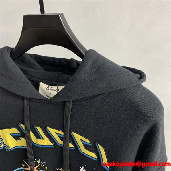 GUCCI コピー パーカー 保温性抜群 ブラック グッチ ユニセックス トレンディ 秋冬必須アイテム