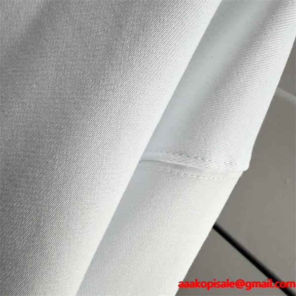 GUCCI スーパーコピー コラボ風 ベージュ グッチ パーカー ユニセックス トレンディ 人気急上昇