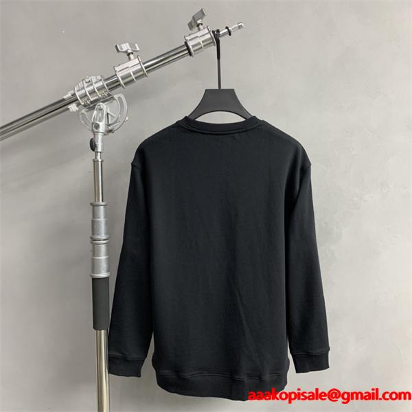 モノクロロゴ ホワイト グッチ GUCCI スーパーコピー パーカー ユニセックス ミニマル 2025秋冬コーデ