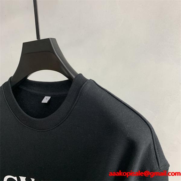 モノクロロゴ ホワイト グッチ GUCCI スーパーコピー パーカー ユニセックス ミニマル 2025秋冬コーデ