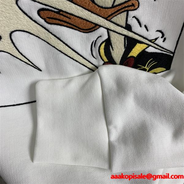 2025秋冬 唐老鸭コミック ホワイト グッチ ユニセックス ファンタジック GUCCI コピー パーカー 