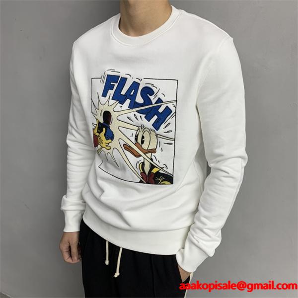 2025秋冬 唐老鸭コミック ホワイト グッチ ユニセックス ファンタジック GUCCI コピー パーカー 