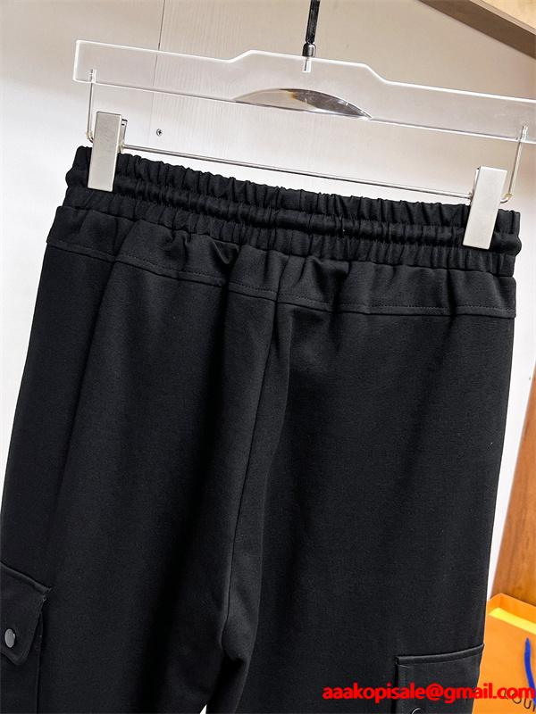 2025秋冬 ブラックコーデュロイ マルチポケット モンクレール MONCLER コピーパンツ ユニセックス アウトドア