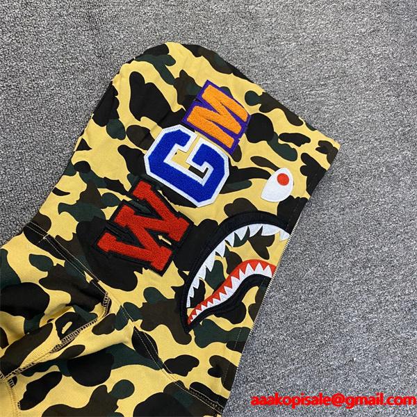 BAPE スーパーコピー 秋冬ストリートトレンド 定番 カモフラージュ シャーク 連帽 ジップアップ ベイプ